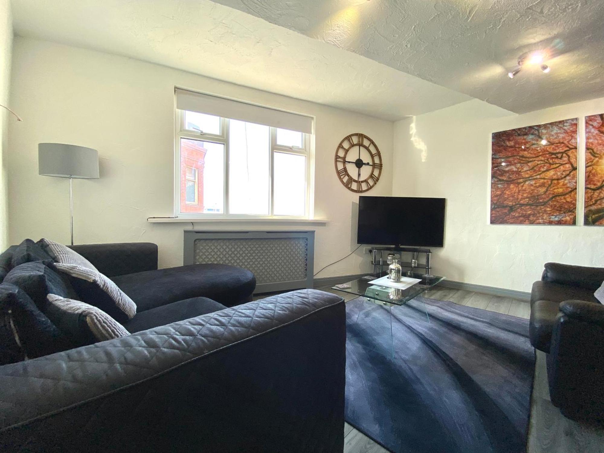 Simpson Beach View Apartments By Blackpool Service Apartments Extérieur photo